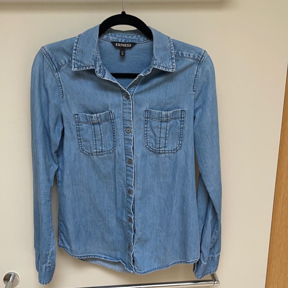 Classic denim button down long sleeved shirt